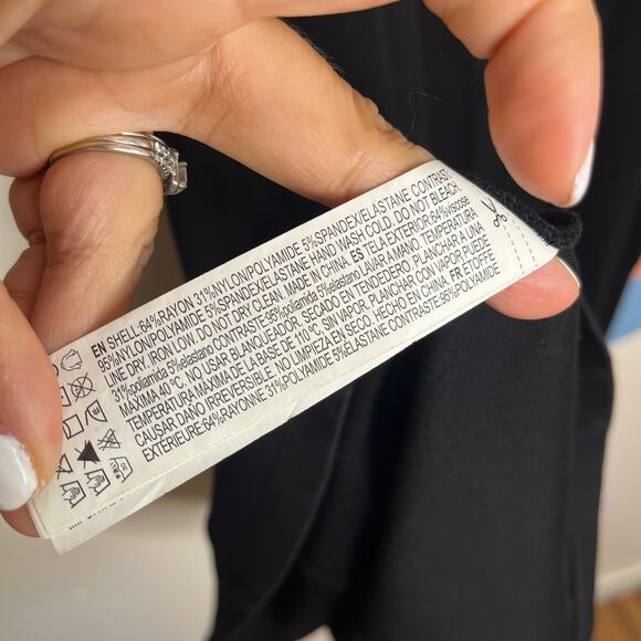 Forever 21+ Sleeveless Mini Dress Womens Size 1X Black Mesh Pleated Fit Flare - Picture 7 of 7